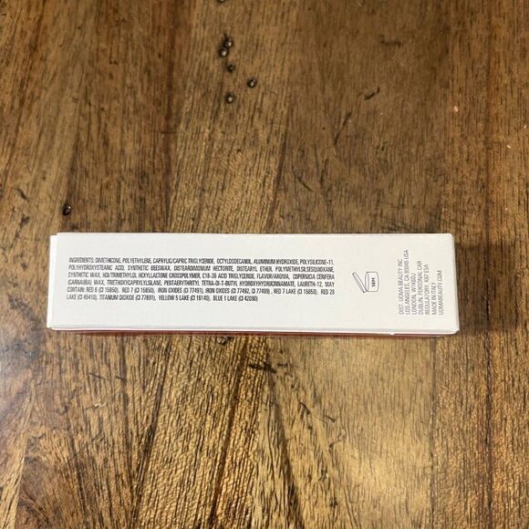 UOMA Matte Lipstick - Tracy - Picture 6 of 6